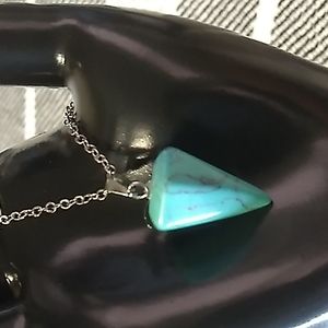 Vintage Simulated Stones Pendants Necklace in Blue